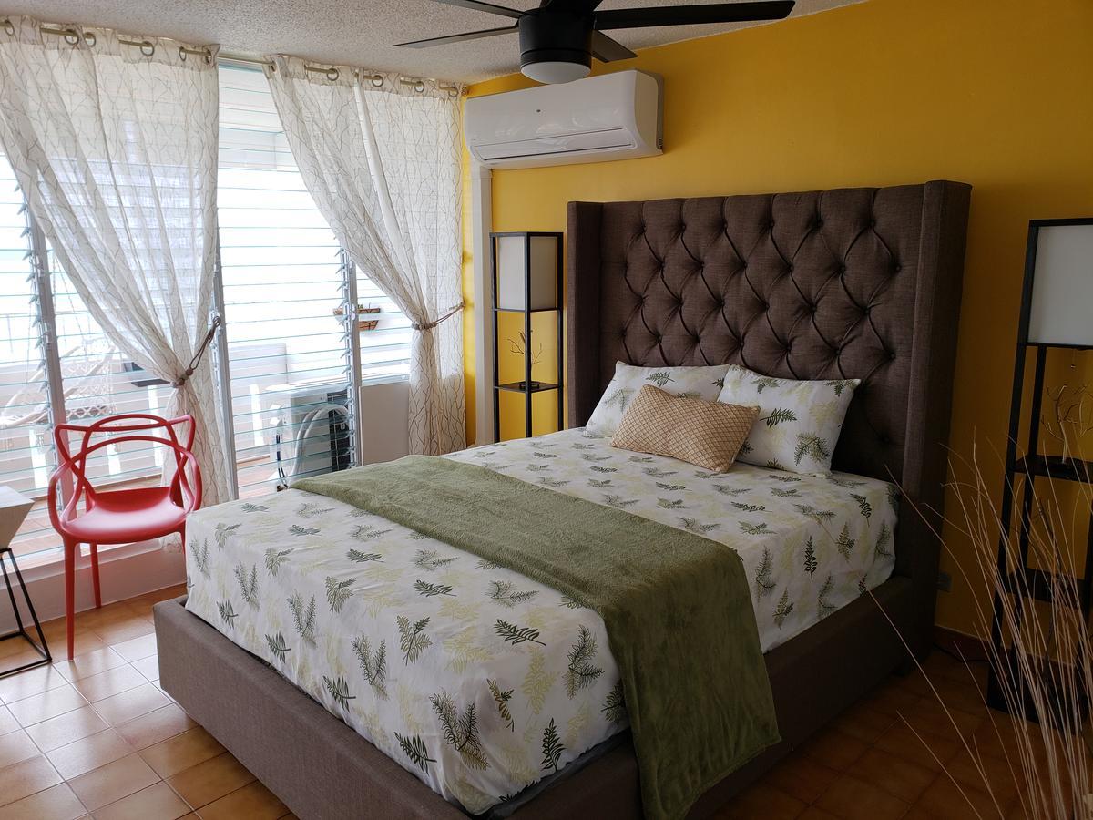 Gorgeous Beach Front Studio With Electricity Water Ac Apartamento Luquillo Exterior foto